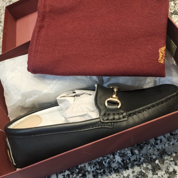 Women's Black Leather Loafers - Picture 1 of 4